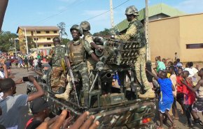 الاتحاد الإفريقي يعلن تعليق عضوية غينيا بعد الانقلاب