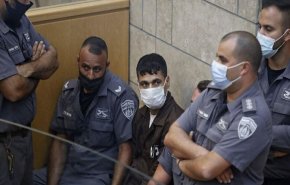 شاهد..لحظة وصول أبطال سجن جلبوع إلى قاعة محكمة الاحتلال في الناصرة