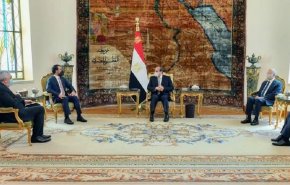 السيسي: مصر ستدعم العراق لاستعادة مكانته التاريخية ودوره العربي
