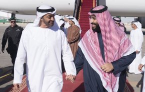 شاهد: لقاء يجمع ابن سلمان وأمير قطر وطحنون بن زايد بزي غير رسمي
