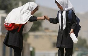 مقام سابق افغان: تکلیف ۳.۵ میلیون دانش‌آموز و معلم زن افغان نامشخص است