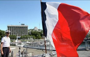 لماذا اكتفت فرنسا باستدعاء سفيريها في ازمة الغواصات؟