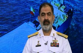 الادميرال ايراني: القوة البحرية قوة استراتيجية تدافع عن البلاد ما وراء الحدود