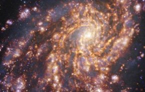 علماء يكتشفون 6 مجرات في الفضاء