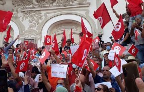 التأزم في تونس وأفق الحل السياسي
