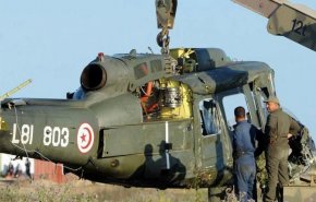 مقتل 3 عسكريين بسقوط مروحية في شرق تونس