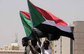 مصدر أمني سوداني: مسؤولون مدنيون على قائمة لحظر السفر خارج البلاد