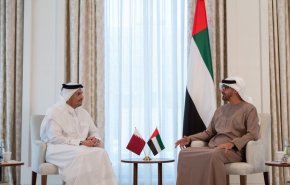محمد بن زايد يستقبل وزير الخارجية القطري