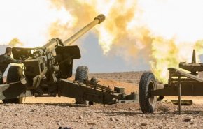 مدفعية الجيش السوري تقصف مقرات المسلحين بريف إدلب