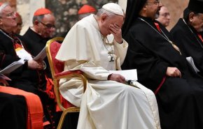البابافرنسيس يشعر بالخزي من فضائح جنسية في كنائس فرنسا