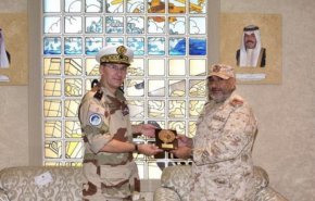 فرنسا تنفي توقيع أي اتفاقية مع الكويت لبناء قاعدة فرنسية فيها