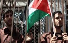 ۱۵۰ اسیر فلسطینی دست به اعتصاب غذا زدند
