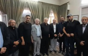  وفد من حزب الله يزور دمشق معزياً بوفاة القيادي فلسطيني