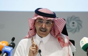 وزير سعودي: انخفاض أسعار النفط من شأنه أن يشل الاستثمارات