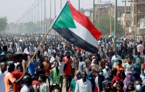 شاهد..شوارع الخرطوم تغصّ بالملايين دعما للحكم المدني
