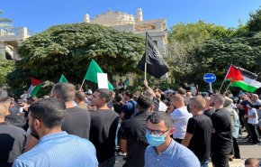 مظاهرات في مدينة أم الفحم تنديدا بازدياد الجريمة وتواطؤ الشرطة الإسرائيلية