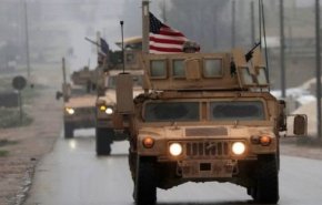بالفيديو: الجيش السوري يمنع رتلا أمريكيا من عبور طريق 'M4'