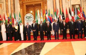وزير خارجية الجزائر: 'نأمل أن تشارك سوريا بالقمة العربية'