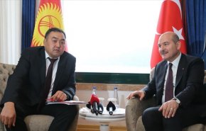 وزير الداخلية التركي يلتقي نظيره القرغيزي في إسطنبول
