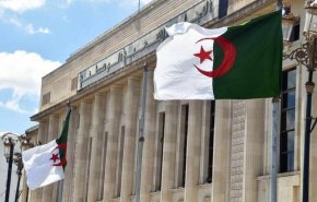 الجزائر: البرلمان الفرنسي يقوم بحرب لصالح لوبيات همها الابتزاز