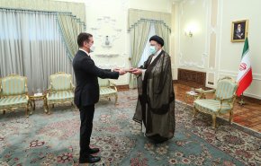 سفیر جدید جمهوری آذربایجان در ایران استوارنامه خود را تقدیم رئیس جمهور کرد
