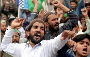 مصرع 3 من الشرطة الباكستانية في لاهور باشتباكات مع 'حركة محظورة'
