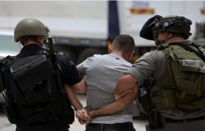اصابة شاب واعتقال اثنين على يد الاحتلال غربي بيت لحم