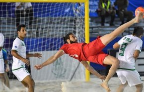 شکست تیم ملی فوتبال ساحلی ایران از روسیه/ ایران به عنوان تیم دوم به مرحله بعد صعود کرد 