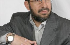 الاحتلال يعتقل الوزير السابق خالد ابو عرفة للمرة الرابعة
