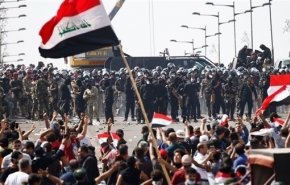 عراق| دهها کشته و زخمی در درگیری تظاهرکنندگان معترض به نتیجه انتخابات با نیروهای امنیتی/ درخواست مقامات و شخصیتهای سیاسی برای حفظ آرامش+ ویدئو