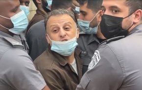 بالفيديو/ محكمة لأبطال نفق الحرية..الاسير القادري: نعيش في زنازين كالمقابر