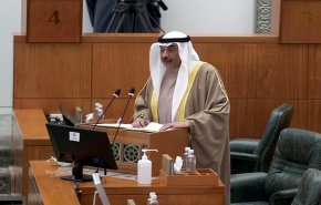 شاهد..الحكومة الكويتية تستقيل عشية جلسة لاستجواب رئيسها  