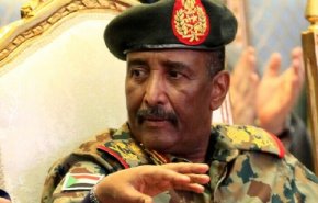 السودان.. البرهان يشكل لجنة لمراجعة واستلام الأموال المستردة