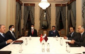 وزير دفاع قطر يبحث مع نظيره التركي باسطنبول التعاون الدفاعي