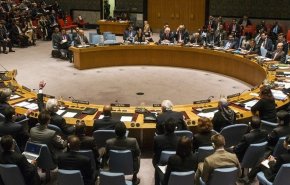 رشاوى السعودية والإمارات للأمم المتحدة وراء وقف عمل لجنة الخبراء باليمن