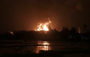 وقوع آتش‌سوزی در بزرگترین پالایشگاه نفت اندونزی + فیلم
