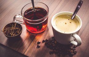 الشاي والقهوة والفاكهة والخضروات تقلل من خطر الإصابة بالخرف