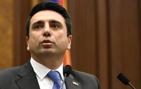 توییت فارسی رئیس پارلمان ارمنستان؛ جمهوری ارمنستان از خود دفاع می‌کند
