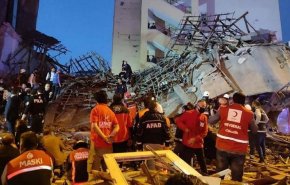 انهيار مبنى سكني في تركيا يودي بحياة عراقيين
