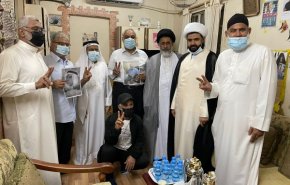 قيادات دينية بحرينية وعوائل الشهداء تعلن تضامنها مع 'السنكيس'
