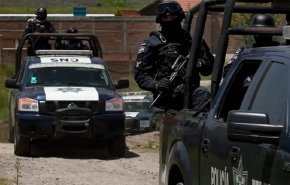 العثور على 9 جثث معلقة على جسر في المكسيك!
