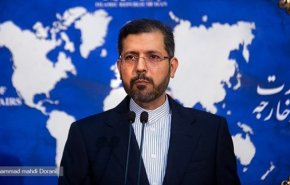 طهران: يجب أن تركز المفاوضات النووية على الغاء الحظر الجائر 
