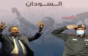 حمدوك تحت جناح العسكر.. أيّ مستقبل للحكم الانتقالي بالسودان؟