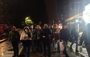 احتجاجات في تركيا إثر تدهور الليرة .. ودعوات لإجراء انتخابات مبكرة + فيديو