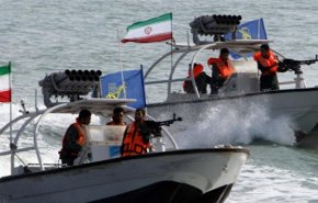 العميد تنكسيري : أرسينا دعائم أمن بحر عمان بالاعتماد على التعبئة شعبية