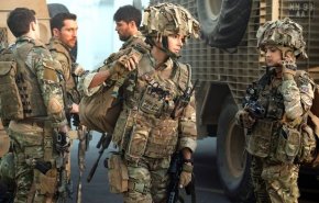 التيلغراف: بريطانيا تنقل أكبر قاعدة تدريبية لقواتها من كندا إلى الشرق الأوسط