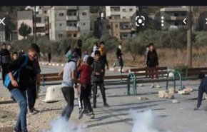 نابلس..اندلاع مواجهات بين طلاب المدارس وجيش الاحتلال 