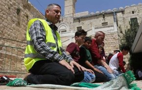 دعوة فلسطينية للتصدي أمام استفزاز رئيس كيان الاحتلال في المسجد الإبراهيمي