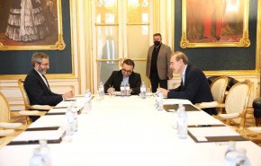 مساعد وزير الخارجية يلتقي منسق الاتحاد الأوروبي في مفاوضات فيينا