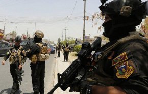 الدفاع العراقية تعتقل عنصرين في 